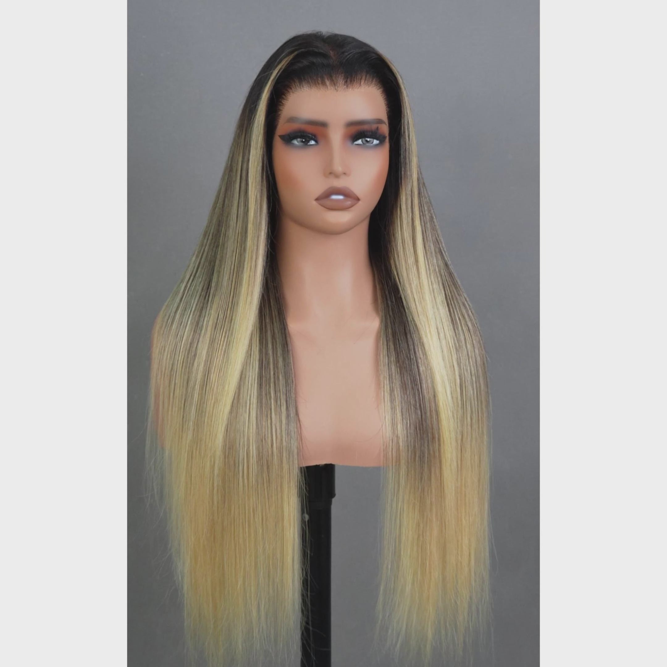 Mechas rubias sin pegamento en una lujosa peluca de ondas profundas y rizadas con encaje frontal - Peluca transparente con encaje frontal y cierre - Amanda Hair