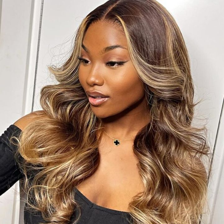 Glueless Invisiable Honey Blonde Highlight Body Wave 13x4 Lace Front Perruques Cheveux Humains Ombre Couleur Perruque